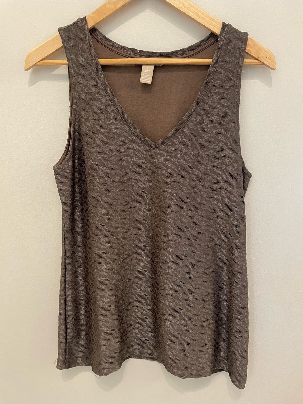 Banana Republic Metalluc Textured V-Neck Tank